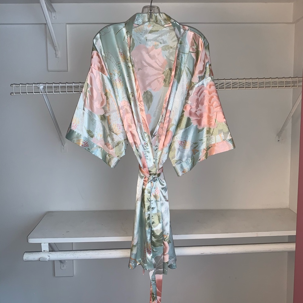 Elegant Satin Bridal Robe